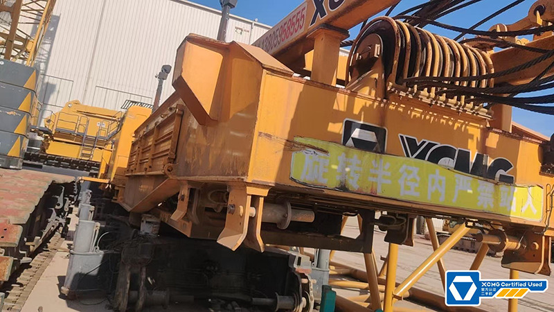 XCMG 2014 XGC130 130ton used crawler crane price - Gosenični žerjav: slika 4 XCMG 2014 XGC130 130ton used crawler crane price - Gosenični žerjav: slika 4