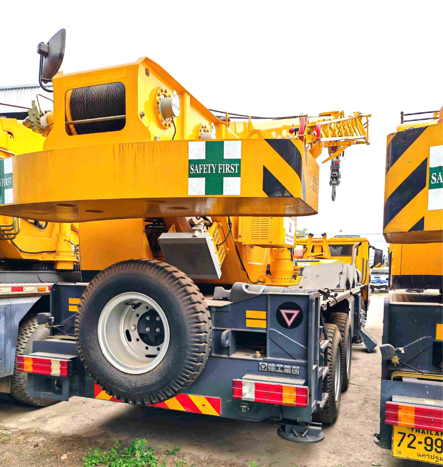 XCMG 2019 hydraulic telescopic arm 60ton truck crane XCT60_Y price - Avtodvigalo: slika 2 XCMG 2019 hydraulic telescopic arm 60ton truck crane XCT60_Y price - Avtodvigalo: slika 2