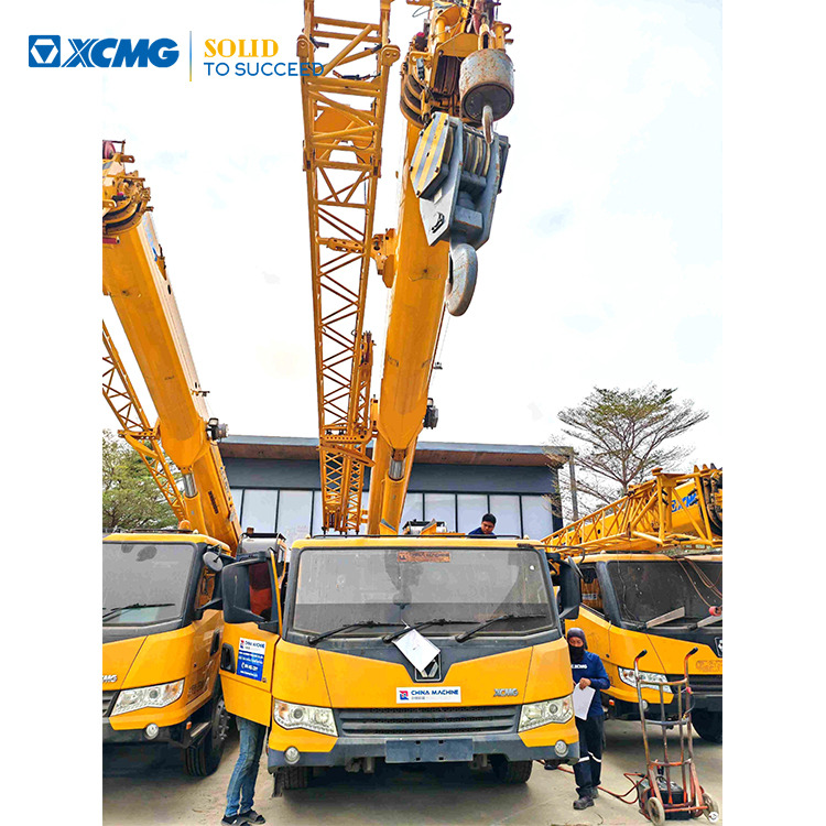 XCMG 2019 hydraulic telescopic arm 60ton truck crane XCT60_Y price - Avtodvigalo: slika 1 XCMG 2019 hydraulic telescopic arm 60ton truck crane XCT60_Y price - Avtodvigalo: slika 1