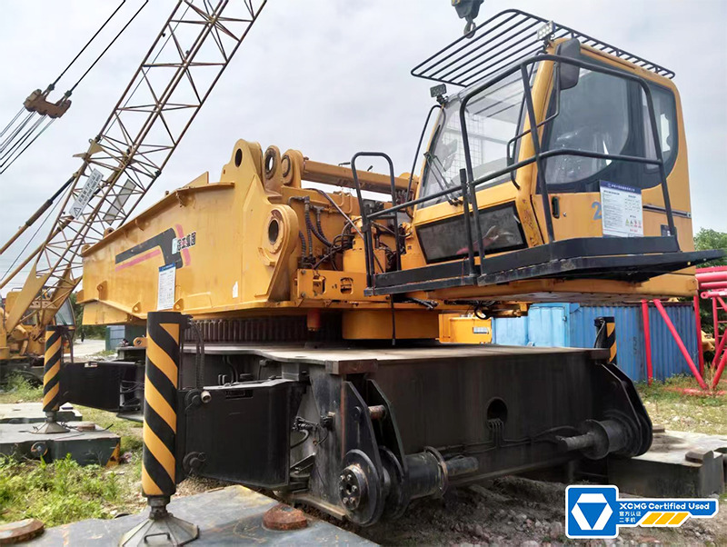 Gosenični žerjav XCMG 500ton second hand XGC500 used hoist machine price: slika 8