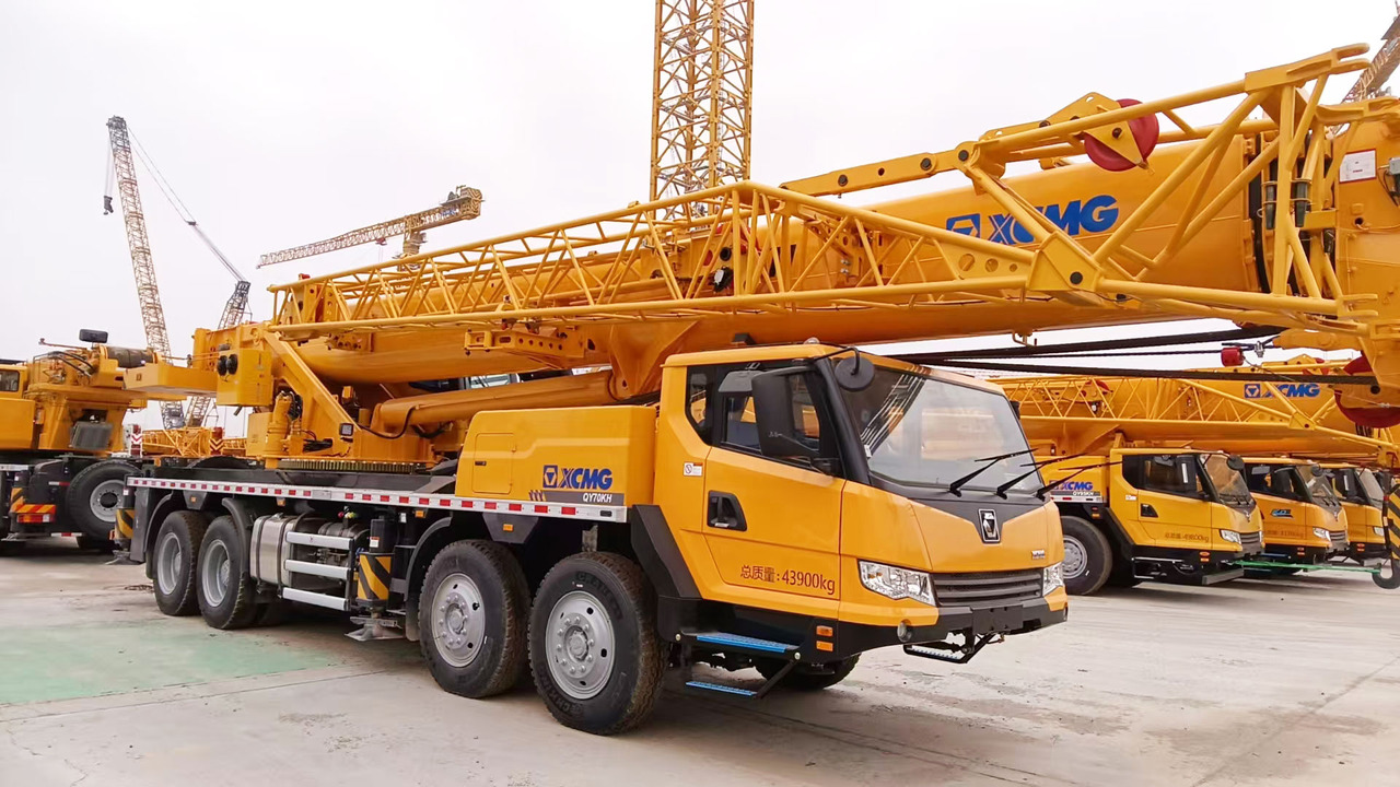 XCMG Manufacturer Second Hand Lorry Truck Crane QY55K5C_2 55 Ton Mobile Hydraulic Crane For Sale - Avtodvigalo: slika 3 XCMG Manufacturer Second Hand Lorry Truck Crane QY55K5C_2 55 Ton Mobile Hydraulic Crane For Sale - Avtodvigalo: slika 3