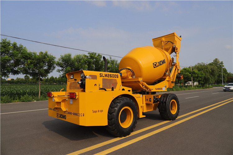 XCMG Mini Self Loading 2.6m3 Concrete Mixer Truck Price List - Avtomešalec: slika 3 XCMG Mini Self Loading 2.6m3 Concrete Mixer Truck Price List - Avtomešalec: slika 3