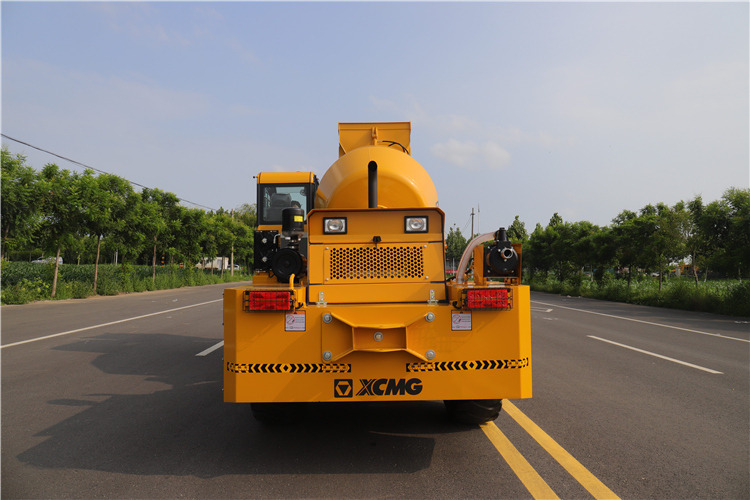 XCMG Mini Self Loading 2.6m3 Concrete Mixer Truck Price List - Avtomešalec: slika 4 XCMG Mini Self Loading 2.6m3 Concrete Mixer Truck Price List - Avtomešalec: slika 4