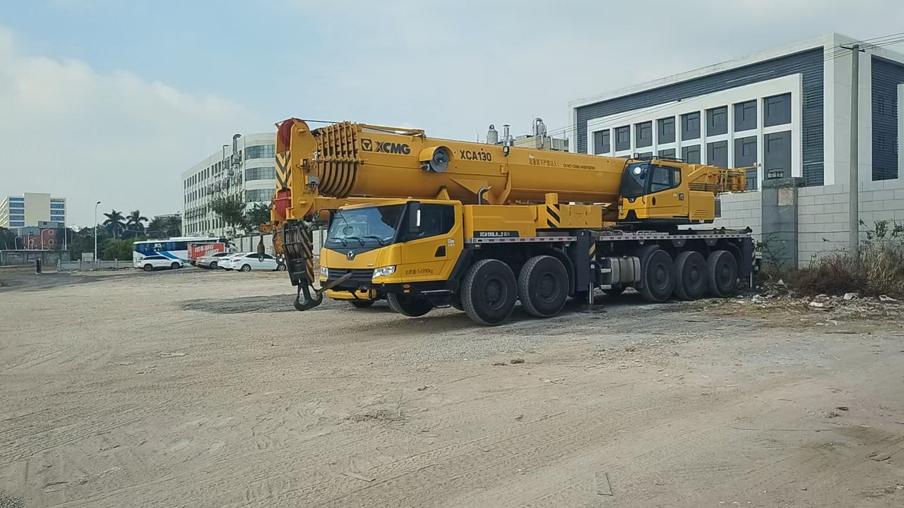 XCMG Official 2024 Year Second Hand Hydraulic Crane XCA130L8_2 130T Mobile All Terrain Crane For Sale - Avtodvigalo za vse namene: slika 3 XCMG Official 2024 Year Second Hand Hydraulic Crane XCA130L8_2 130T Mobile All Terrain Crane For Sale - Avtodvigalo za vse namene: slika 3
