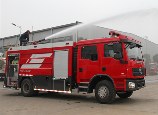 XCMG Official 2024 Year Used Fire Fighting Truck YZR5110 China Water Tank Fire Rescue Truck For Sale - Gasilsko vozilo: slika 2 XCMG Official 2024 Year Used Fire Fighting Truck YZR5110 China Water Tank Fire Rescue Truck For Sale - Gasilsko vozilo: slika 2