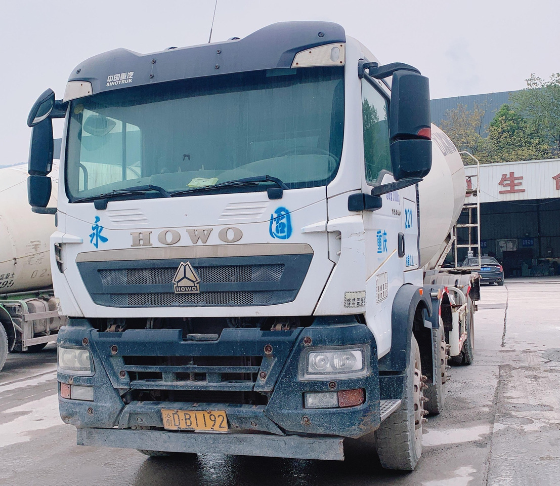 XCMG Official G4806E HOWO Cement Concrete Mixer Used 12 Cubic Meters Concrete Mixer Cement Truck - Avtomešalec: slika 3 XCMG Official G4806E HOWO Cement Concrete Mixer Used 12 Cubic Meters Concrete Mixer Cement Truck - Avtomešalec: slika 3