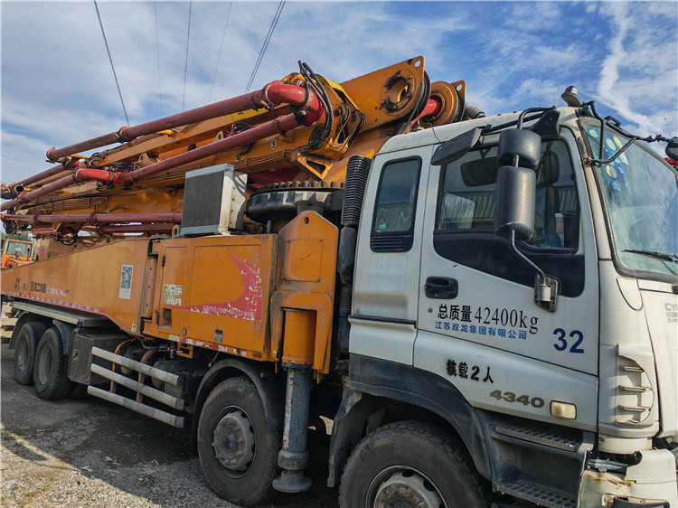 XCMG Official Hb60K 2016 Year Used 56m Truck-Mounted Concrete Pump Truck for Sale - Črpalka za beton: slika 2 XCMG Official Hb60K 2016 Year Used 56m Truck-Mounted Concrete Pump Truck for Sale - Črpalka za beton: slika 2
