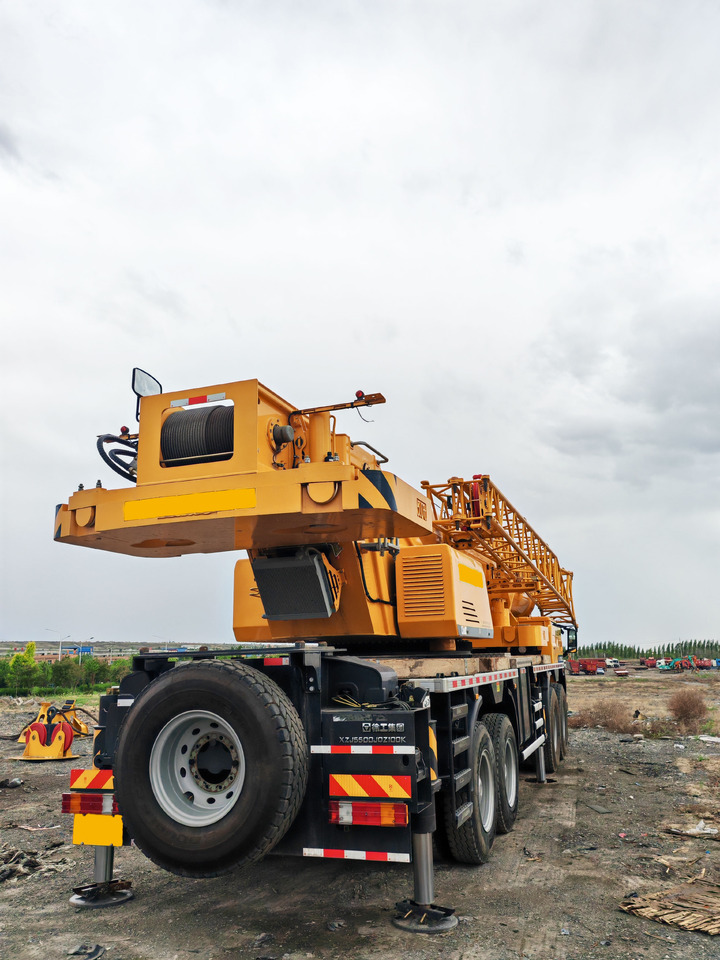 XCMG Official QY100K6C Second Hand Pickup Truck Crane 100t All Terrain Crane - Avtodvigalo: slika 3 XCMG Official QY100K6C Second Hand Pickup Truck Crane 100t All Terrain Crane - Avtodvigalo: slika 3