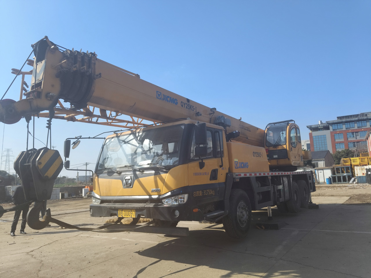 XCMG Official QY25K5-1 Used Truck Mounted Crane 25T Construction Mini Mobile Crane For Sale - Avtodvigalo: slika 3 XCMG Official QY25K5-1 Used Truck Mounted Crane 25T Construction Mini Mobile Crane For Sale - Avtodvigalo: slika 3