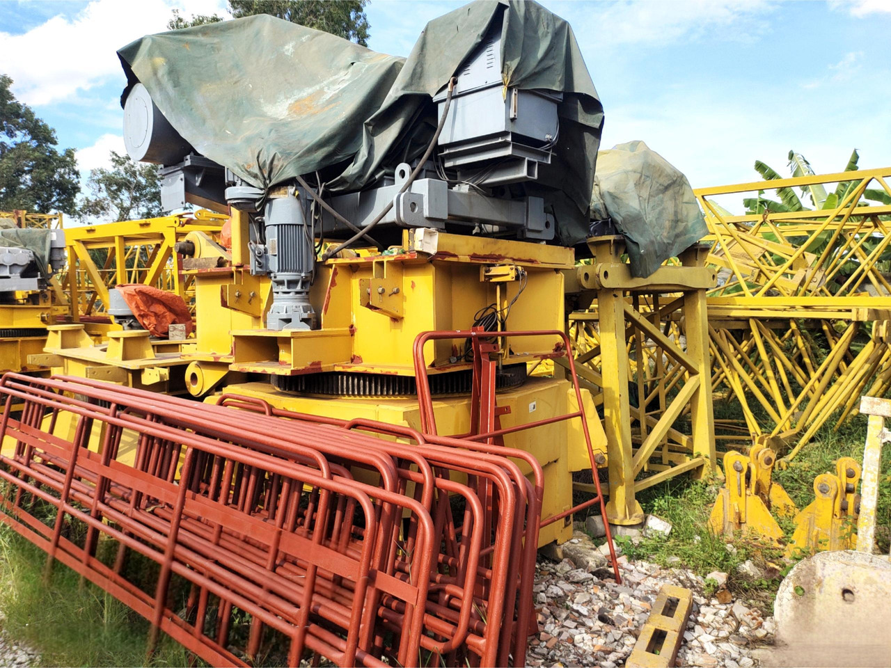XCMG Official Second Hand 8t Self Erecting Tower Crane XGTL120(5016-8) Hot Sale - Stolpni žerjav: slika 2 XCMG Official Second Hand 8t Self Erecting Tower Crane XGTL120(5016-8) Hot Sale - Stolpni žerjav: slika 2
