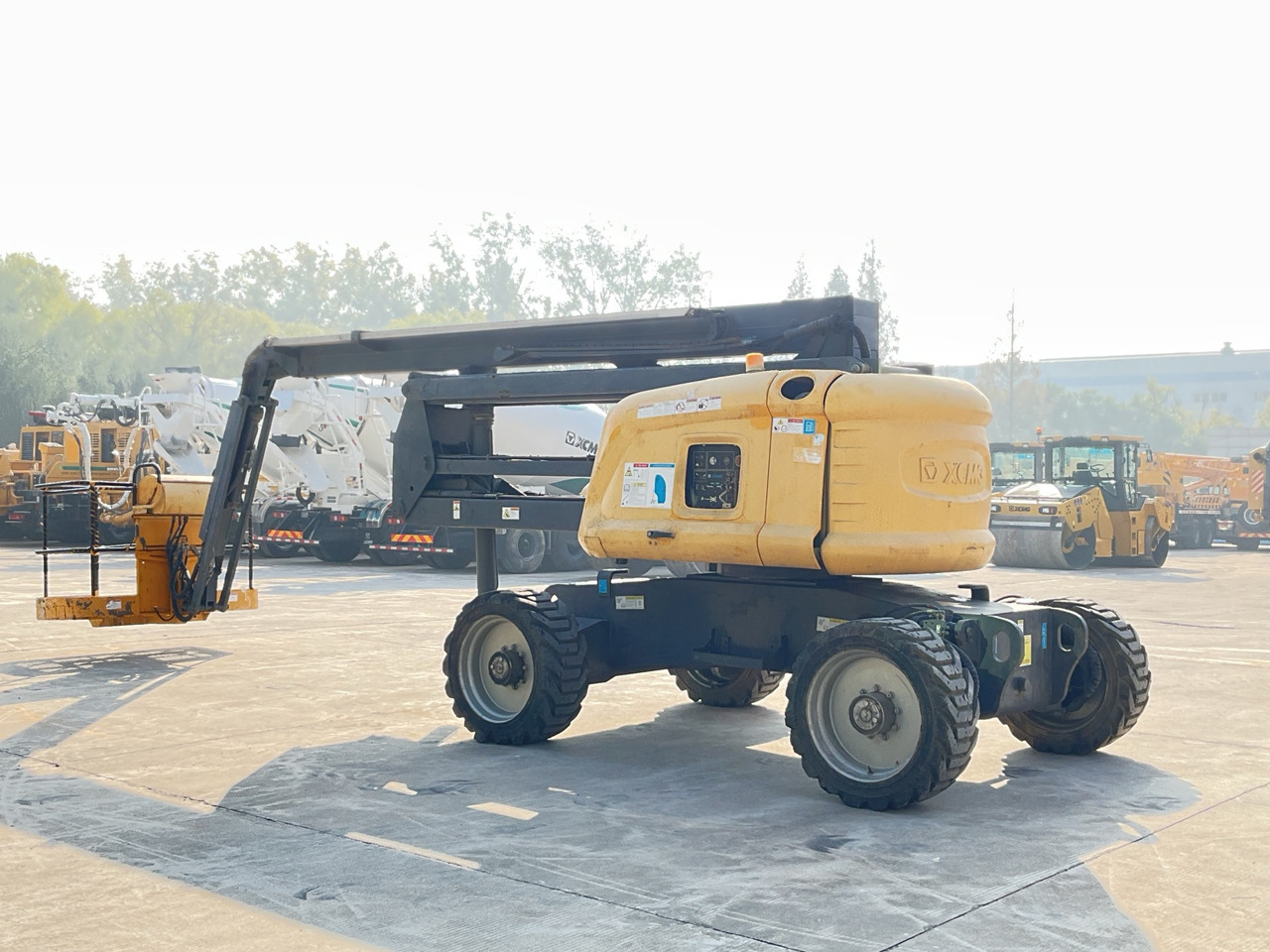 XCMG Official Second Hand Mobile Cherry Picker GTBZ18A1 18m Man Lift Boom Lift Price - Zglobna dvižna ploščad: slika 3 XCMG Official Second Hand Mobile Cherry Picker GTBZ18A1 18m Man Lift Boom Lift Price - Zglobna dvižna ploščad: slika 3