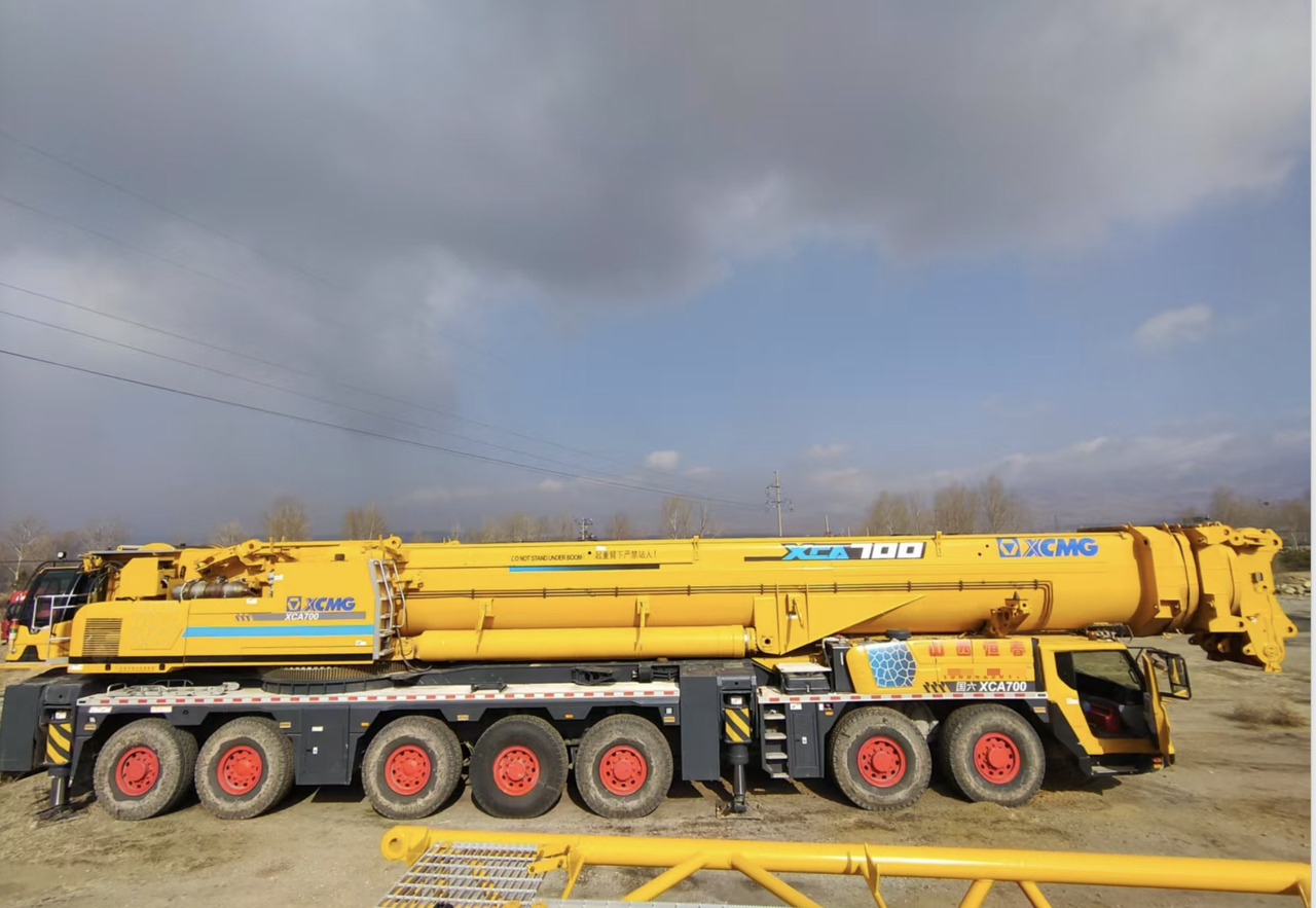XCMG Official Second Hand Mobile Truck Crane XCA700 All Terrain Cranes With High Quality - Avtodvigalo za vse namene: slika 4 XCMG Official Second Hand Mobile Truck Crane XCA700 All Terrain Cranes With High Quality - Avtodvigalo za vse namene: slika 4