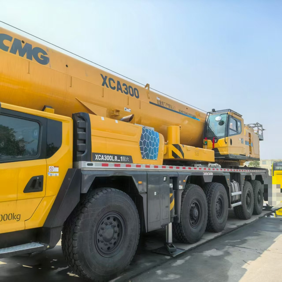 XCMG Official Second Hand Truck Mounted Crane XCA300L8_1 300 ton Mobile Crane Price - Avtodvigalo za vse namene: slika 2 XCMG Official Second Hand Truck Mounted Crane XCA300L8_1 300 ton Mobile Crane Price - Avtodvigalo za vse namene: slika 2