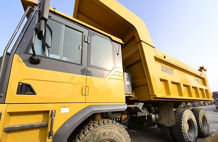 XCMG Official Used Cheap Tipper Truck XDR85T 70 Ton Mining Dump Truck Price - Demper: slika 2 XCMG Official Used Cheap Tipper Truck XDR85T 70 Ton Mining Dump Truck Price - Demper: slika 2