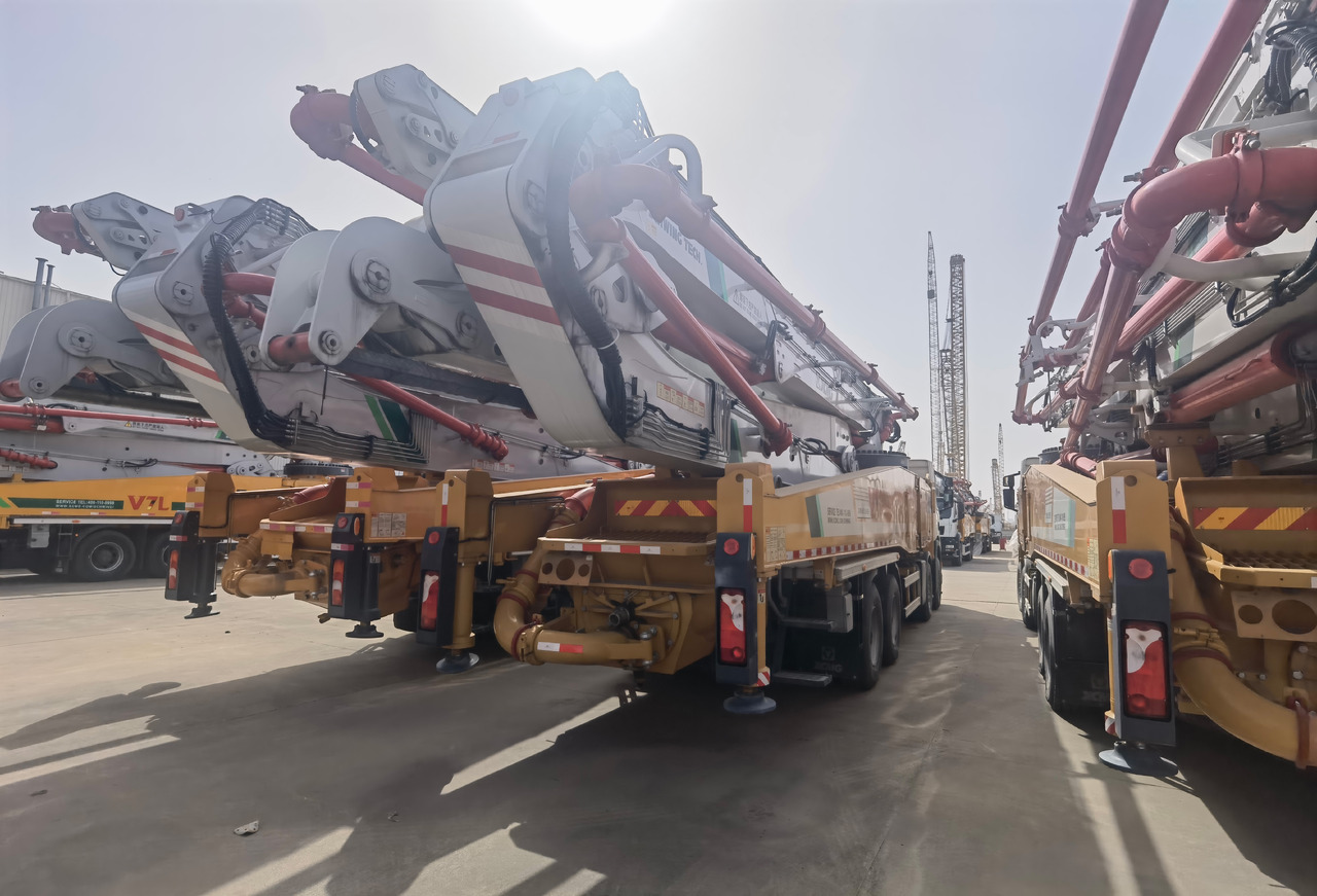 XCMG Official Used Diesel Concrete Pump 62m HB62V Truck-mounted Concrete Pump Hot Sale - Črpalka za beton: slika 4 XCMG Official Used Diesel Concrete Pump 62m HB62V Truck-mounted Concrete Pump Hot Sale - Črpalka za beton: slika 4
