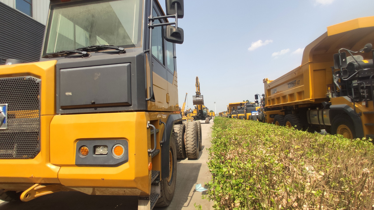 XCMG Official Used Mining Dump Trucks XDR80T 70 Ton Dumper Truck For Sale - Demper: slika 2 XCMG Official Used Mining Dump Trucks XDR80T 70 Ton Dumper Truck For Sale - Demper: slika 2