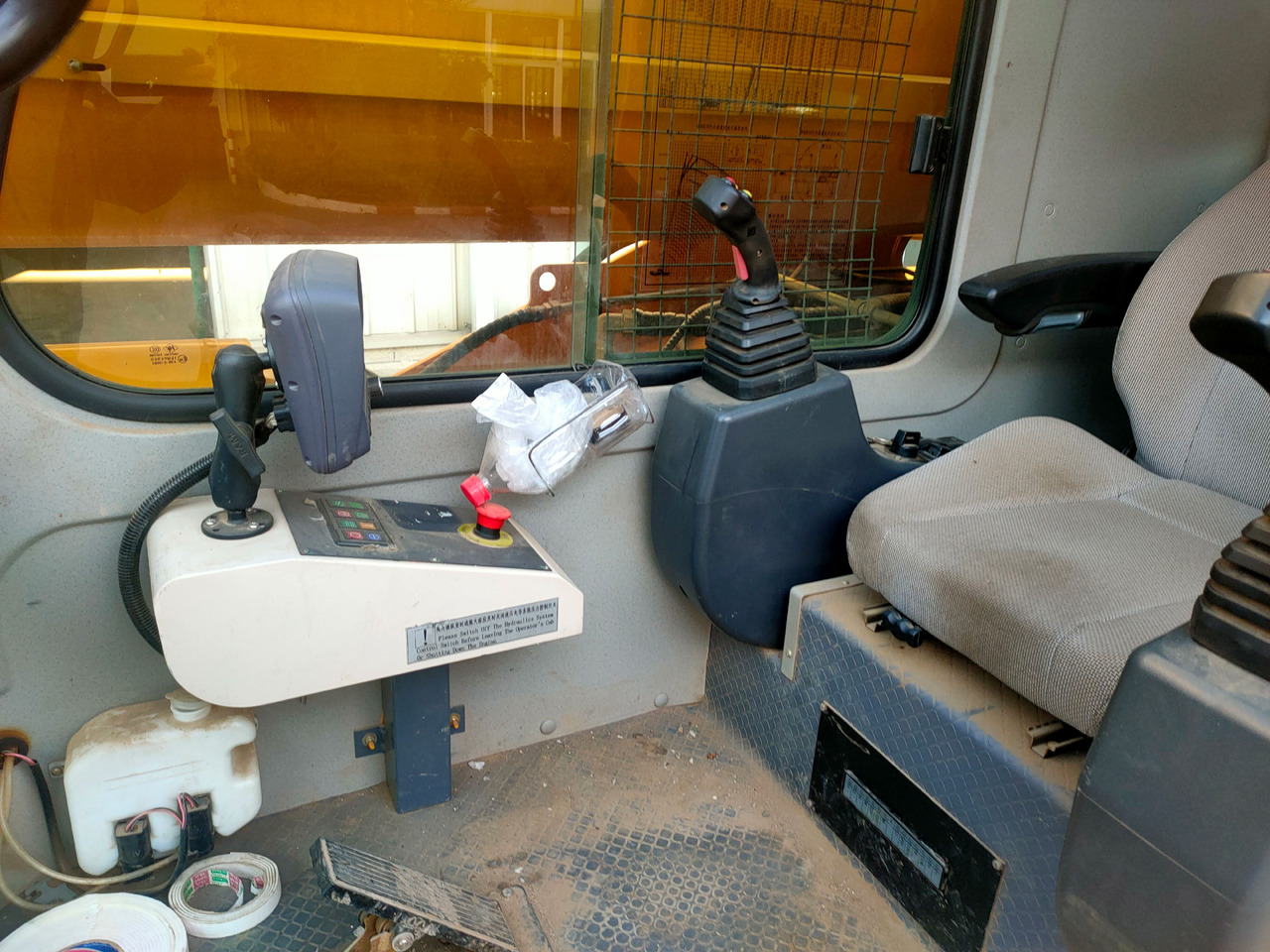 XCMG Official Used Mobile Truck Crane QY80K5D 85 Ton Mobile Hydraulic Crane Price lizing XCMG Official Used Mobile Truck Crane QY80K5D 85 Ton Mobile Hydraulic Crane Price: slika 7 XCMG Official Used Mobile Truck Crane QY80K5D 85 Ton Mobile Hydraulic Crane Price lizing XCMG Official Used Mobile Truck Crane QY80K5D 85 Ton Mobile Hydraulic Crane Price: slika 7