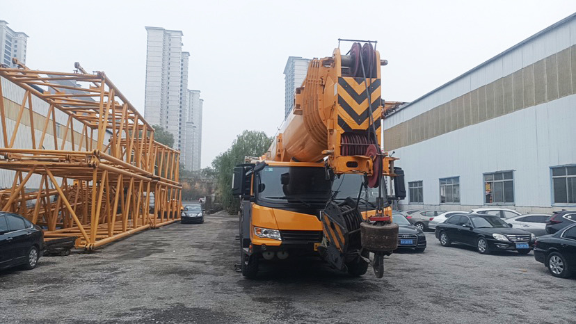 XCMG Official Used Pickup Truck Crane XCA130L7_1 300ton Truck Crane Price - Avtodvigalo za vse namene: slika 3 XCMG Official Used Pickup Truck Crane XCA130L7_1 300ton Truck Crane Price - Avtodvigalo za vse namene: slika 3