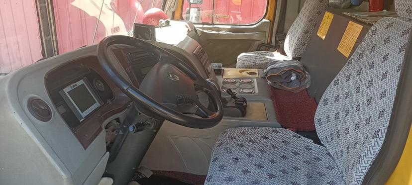 XCMG Official Used Pickup Truck Crane XCA130L7_1 300ton Truck Crane Price - Avtodvigalo za vse namene: slika 4 XCMG Official Used Pickup Truck Crane XCA130L7_1 300ton Truck Crane Price - Avtodvigalo za vse namene: slika 4
