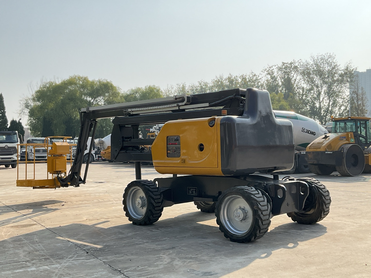 XCMG Official Used Self Propelled Boom Lift GTBZ18 18m Cherry Picker Price List - Zglobna dvižna ploščad: slika 3 XCMG Official Used Self Propelled Boom Lift GTBZ18 18m Cherry Picker Price List - Zglobna dvižna ploščad: slika 3