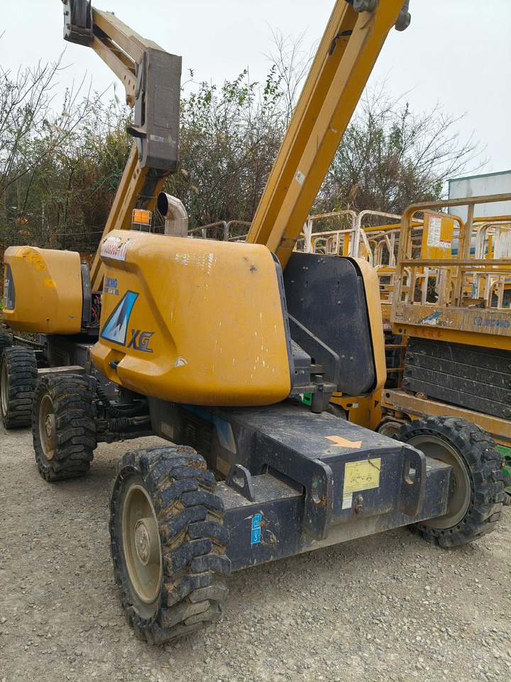 XCMG Official XGA16 16m Second Hand Articulated Boom Lift Platform With High Quality - Zglobna dvižna ploščad: slika 5 XCMG Official XGA16 16m Second Hand Articulated Boom Lift Platform With High Quality - Zglobna dvižna ploščad: slika 5