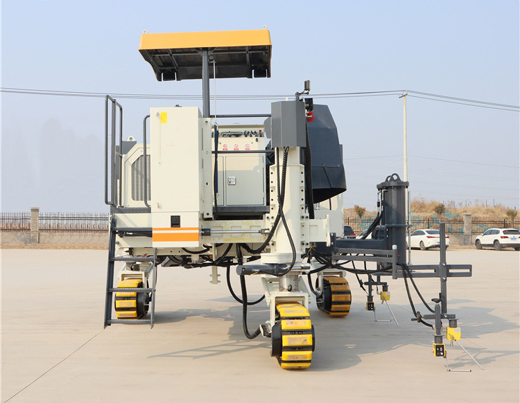XCMG Official XGNC1800 Road Slipform Paver Concrete Curb Paver Machine - Betonski finišer: slika 5 XCMG Official XGNC1800 Road Slipform Paver Concrete Curb Paver Machine - Betonski finišer: slika 5
