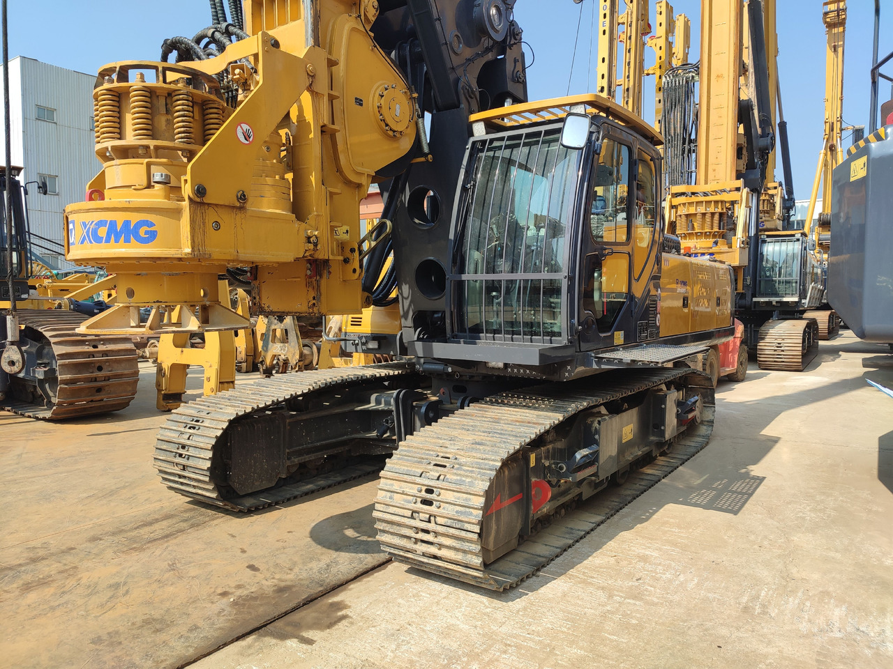 XCMG Official XR160E 56m Used Mini Rotary Drill Rig Piling Drilling Machine for sale - Vrtalna naprava: slika 2 XCMG Official XR160E 56m Used Mini Rotary Drill Rig Piling Drilling Machine for sale - Vrtalna naprava: slika 2