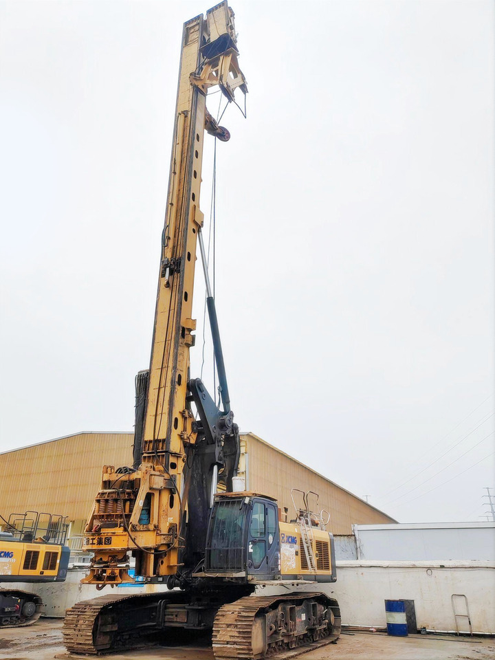 XCMG Official XR240E Rotary Drilling Rig Machine Used Diesel Hydraulic Drilling Rig Price - Vrtalna naprava: slika 2 XCMG Official XR240E Rotary Drilling Rig Machine Used Diesel Hydraulic Drilling Rig Price - Vrtalna naprava: slika 2