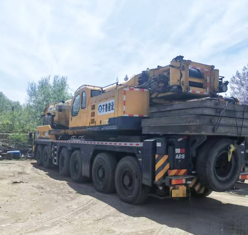 XCMG QAY260 260ton used all terrain mobile hydraulic truck crane price - Avtodvigalo za vse namene: slika 2 XCMG QAY260 260ton used all terrain mobile hydraulic truck crane price - Avtodvigalo za vse namene: slika 2