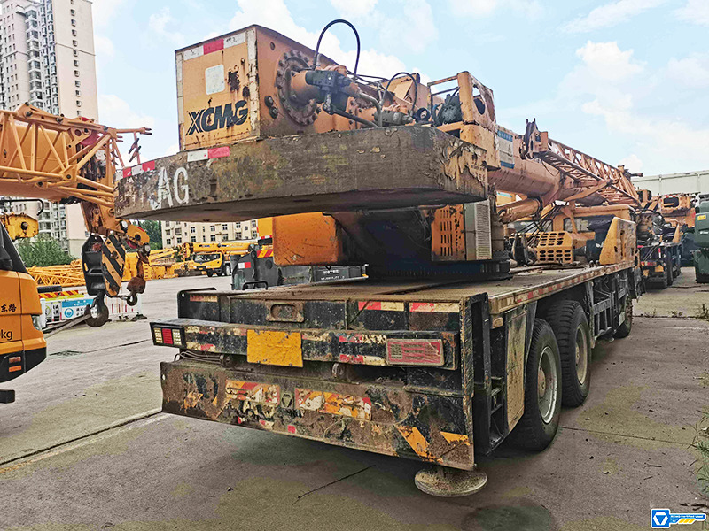 XCMG QY25K-II 25ton 2014 used second hand pickup crane for sale - Avtodvigalo: slika 3 XCMG QY25K-II 25ton 2014 used second hand pickup crane for sale - Avtodvigalo: slika 3