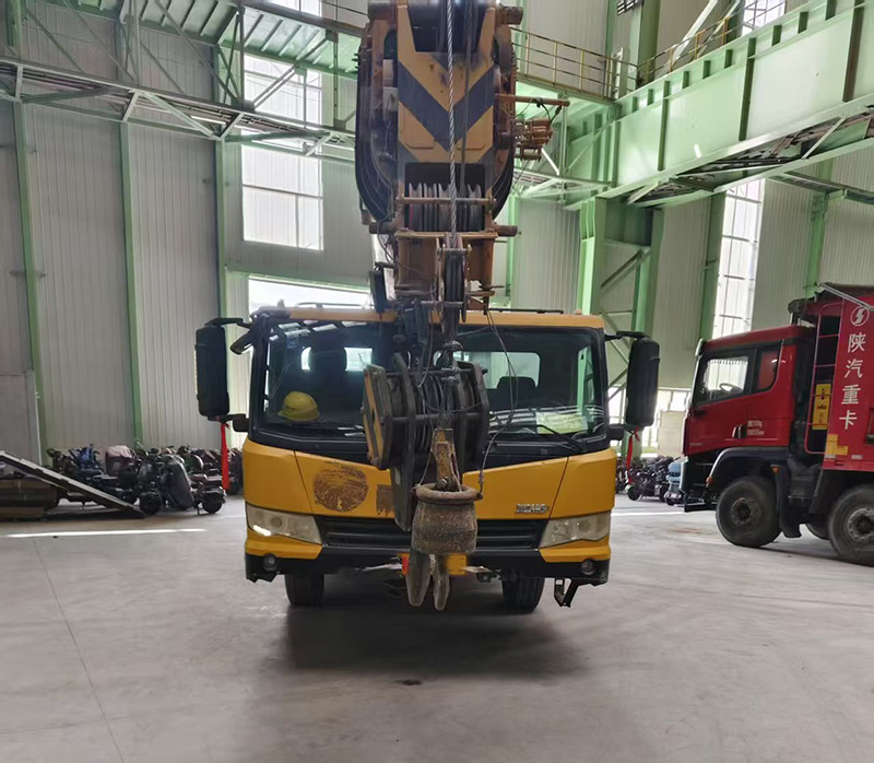 XCMG QY25K5A 25 ton truck crane hydraulic for sale - Avtodvigalo: slika 5 XCMG QY25K5A 25 ton truck crane hydraulic for sale - Avtodvigalo: slika 5