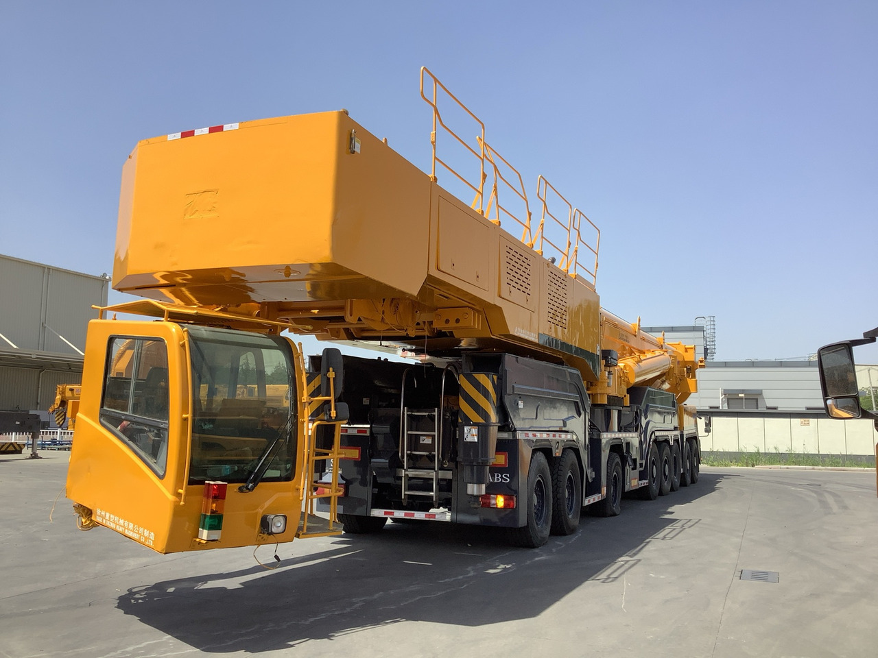 XCMG Second Hand All Terrain Cranes 800 Tons QAY800 Used Mobile Crane Hot Sale - Avtodvigalo za vse namene: slika 4 XCMG Second Hand All Terrain Cranes 800 Tons QAY800 Used Mobile Crane Hot Sale - Avtodvigalo za vse namene: slika 4