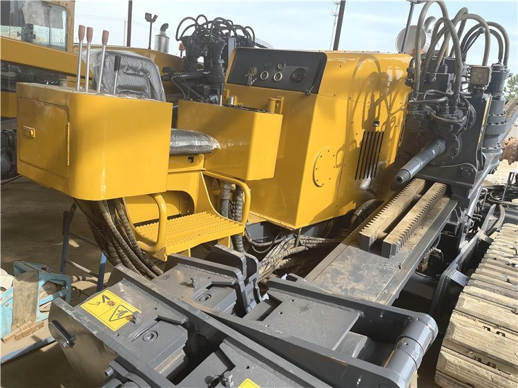 XCMG Second Hand HDD Drill Rigs Xz320d Used Horizontal Directional Drilling Machine for Sale - Usmerjevalni vrtalni stroj: slika 3 XCMG Second Hand HDD Drill Rigs Xz320d Used Horizontal Directional Drilling Machine for Sale - Usmerjevalni vrtalni stroj: slika 3