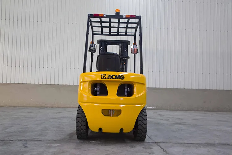XCMG XCB30 3 ton hydraulic Fork Lift Truck Forklift With Attachments - Terenski viličar: slika 5 XCMG XCB30 3 ton hydraulic Fork Lift Truck Forklift With Attachments - Terenski viličar: slika 5