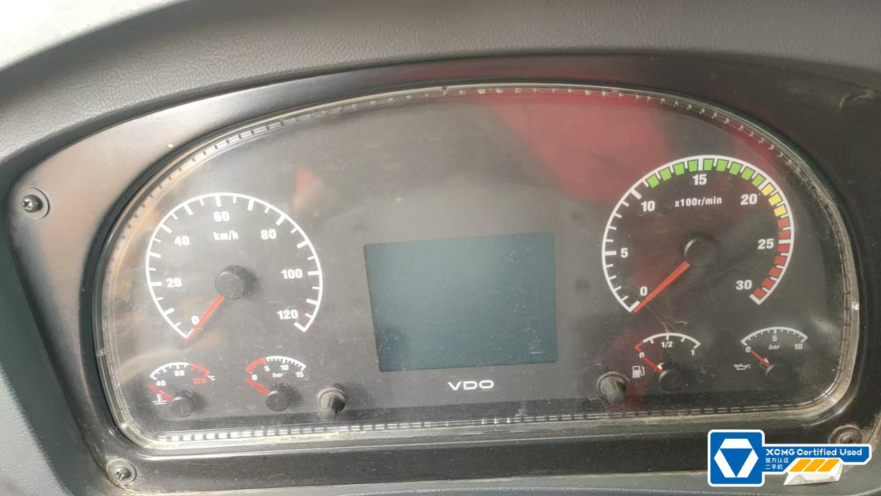 XCMG XCT130 130ton diesel second hand crane truck - Avtodvigalo: slika 2 XCMG XCT130 130ton diesel second hand crane truck - Avtodvigalo: slika 2