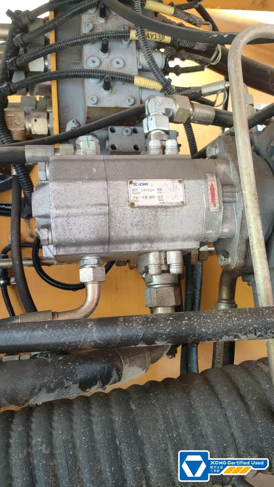 XCMG XCT130 130ton diesel second hand crane truck - Avtodvigalo: slika 4 XCMG XCT130 130ton diesel second hand crane truck - Avtodvigalo: slika 4