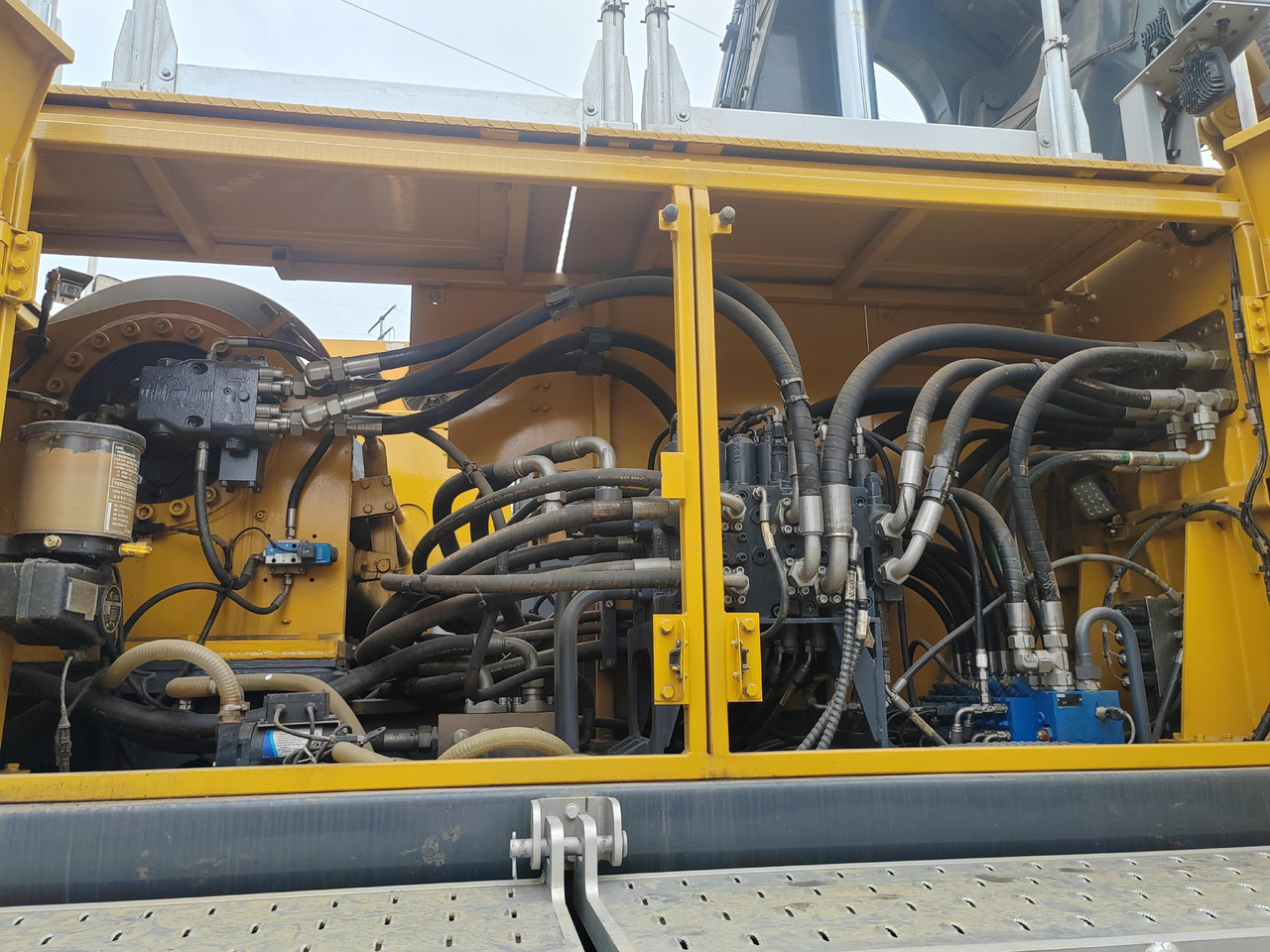 Vrtalna naprava XCMG XR200E Hydraulic Crawler Rotary Drilling Rig: slika 8