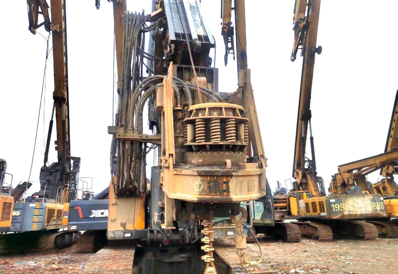 XCMG certified used rotary drilling rig XR240E - Vrtalna naprava: slika 3 XCMG certified used rotary drilling rig XR240E - Vrtalna naprava: slika 3