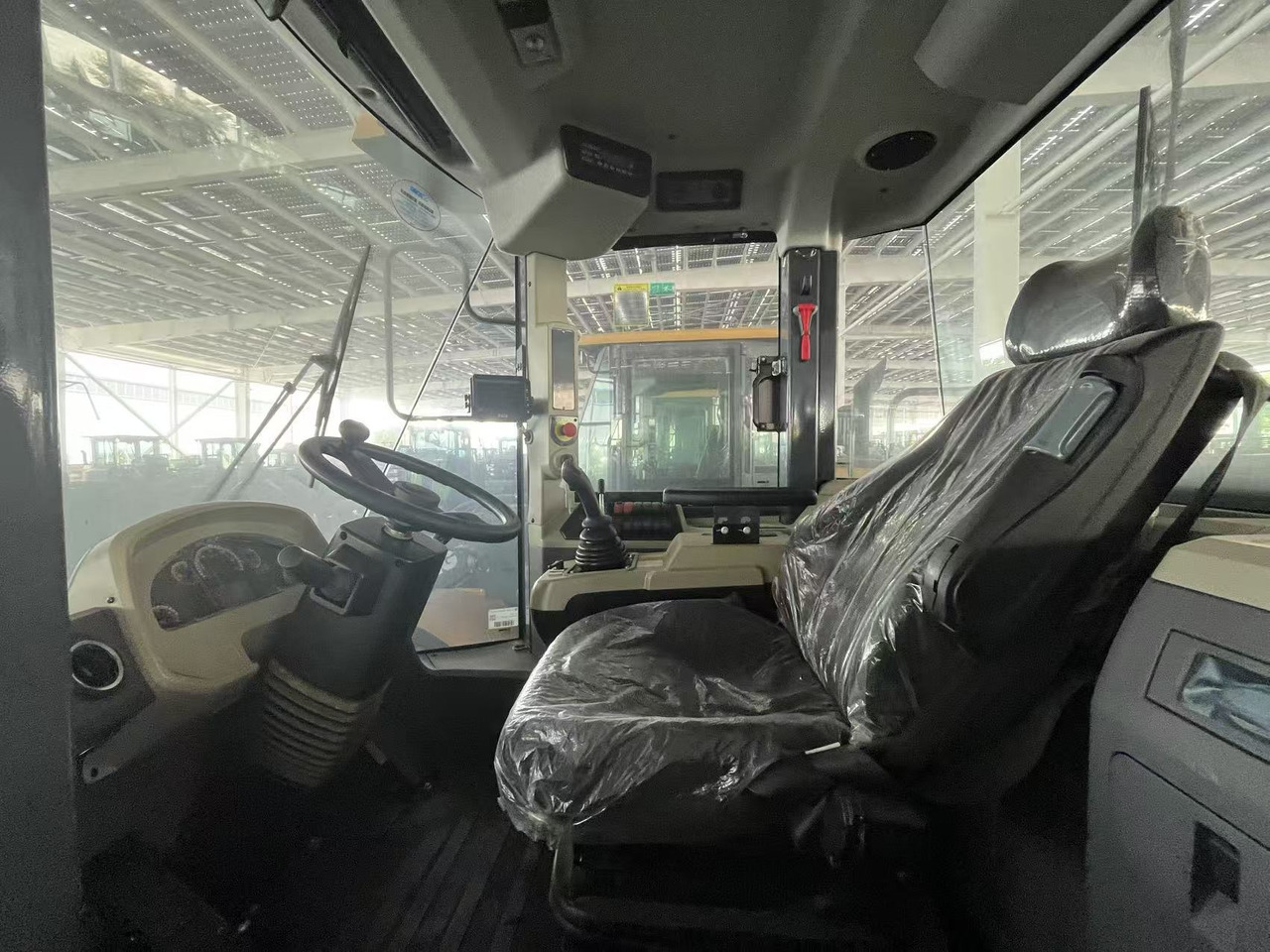 XCMG official XC948 4.5ton wheel loader hydraulic with diesel engine in stock - Kolesni nakladalec: slika 2 XCMG official XC948 4.5ton wheel loader hydraulic with diesel engine in stock - Kolesni nakladalec: slika 2