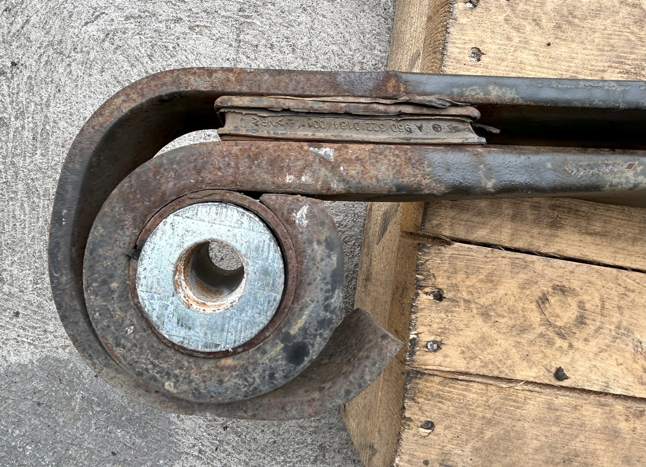 DAF 2-LEAF SPRING DAF XF 106 LIFT - Jekleno vzmetenje: slika 2 DAF 2-LEAF SPRING DAF XF 106 LIFT - Jekleno vzmetenje: slika 2