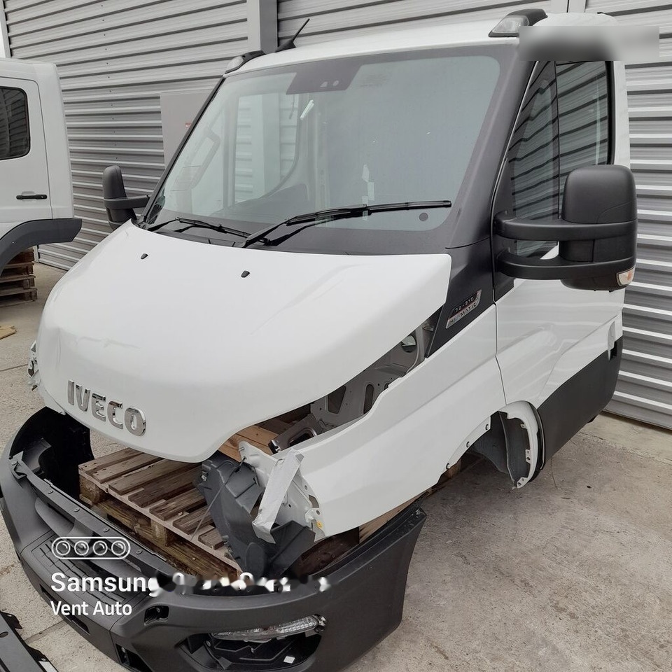 IVECO DAILY VII IVECO Daily VII 2019-2024 light - Kabina za Tovornjak: slika 1 IVECO DAILY VII IVECO Daily VII 2019-2024 light - Kabina za Tovornjak: slika 1