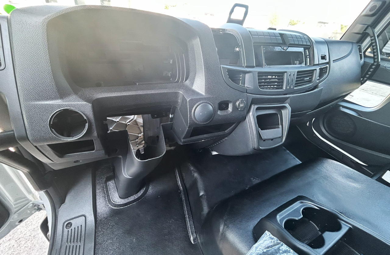 Nov Kabina za Avtomobil IVECO Eurocargo 75 DAY cabine Fahrerhaus Cab 2025: slika 25 Nov Kabina za Avtomobil IVECO Eurocargo 75 DAY cabine Fahrerhaus Cab 2025: slika 25