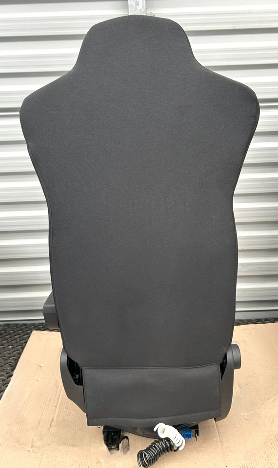 Nov Sedež IVECO NEW SET OF SEATS IVECO S-WAY: slika 7
