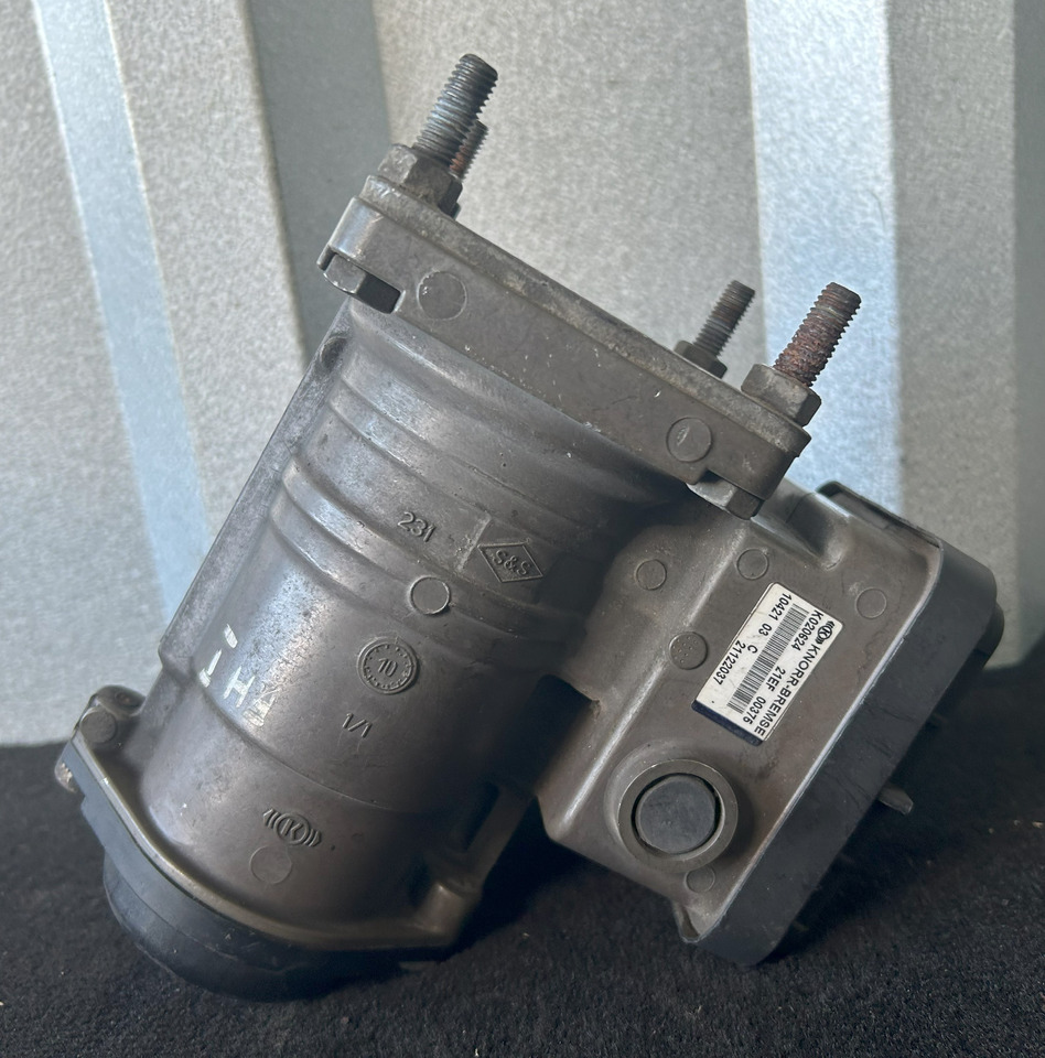 KNORR-BREMSE TRAILER EBS CONTROL VALVE / EUROPE / VOLVO - Zavorni ventil: slika 2 KNORR-BREMSE TRAILER EBS CONTROL VALVE / EUROPE / VOLVO - Zavorni ventil: slika 2
