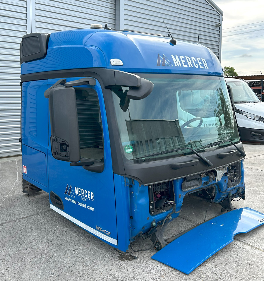 MERCEDES AROCS MP4 L STREAM SPACE 2.30M , tunnel 170 mm - Kabina: slika 2 MERCEDES AROCS MP4 L STREAM SPACE 2.30M , tunnel 170 mm - Kabina: slika 2