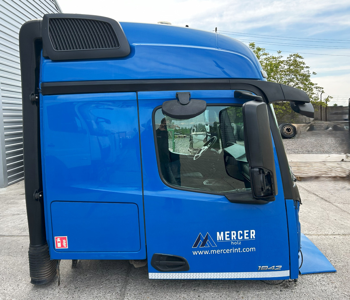 MERCEDES AROCS MP4 L STREAM SPACE 2.30M , tunnel 170 mm - Kabina: slika 3 MERCEDES AROCS MP4 L STREAM SPACE 2.30M , tunnel 170 mm - Kabina: slika 3