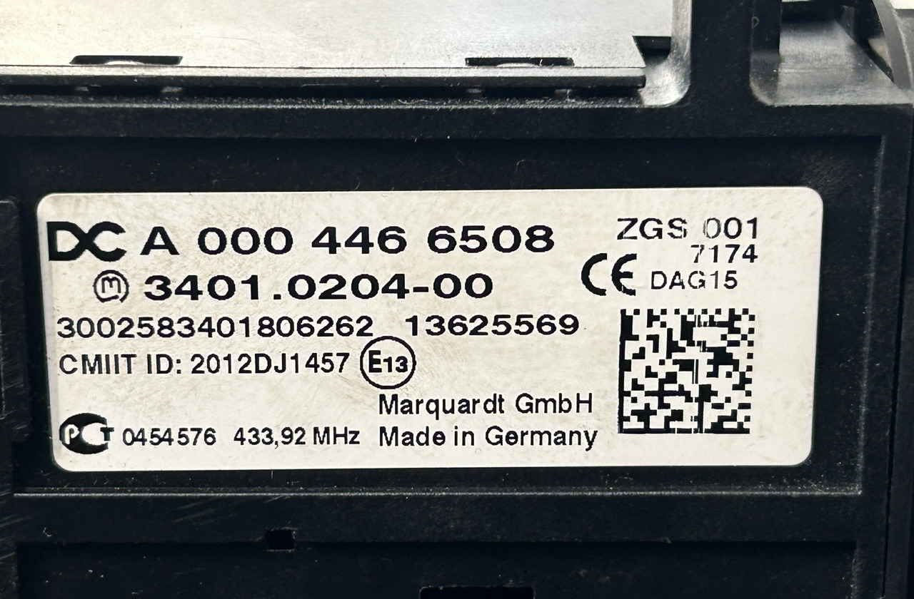 MERCEDES-BENZ ACTROS MP4 START/STOP IGNITION SWITCH - Armaturna plošča za Tovornjak: slika 5 MERCEDES-BENZ ACTROS MP4 START/STOP IGNITION SWITCH - Armaturna plošča za Tovornjak: slika 5
