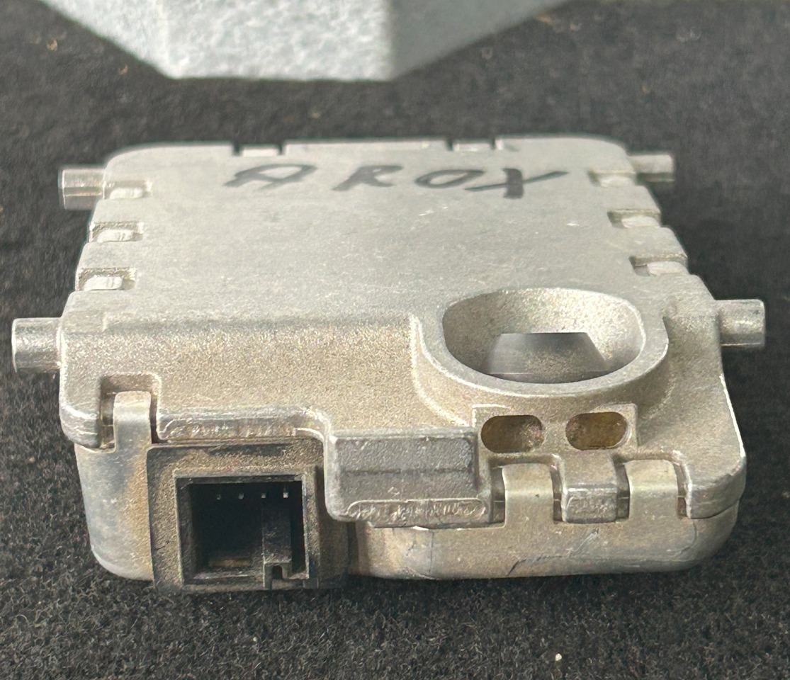 MERCEDES-BENZ AROCS MP4 WINDSCREEN CAMERA LANE ASSISTANT - Senzor: slika 4 MERCEDES-BENZ AROCS MP4 WINDSCREEN CAMERA LANE ASSISTANT - Senzor: slika 4