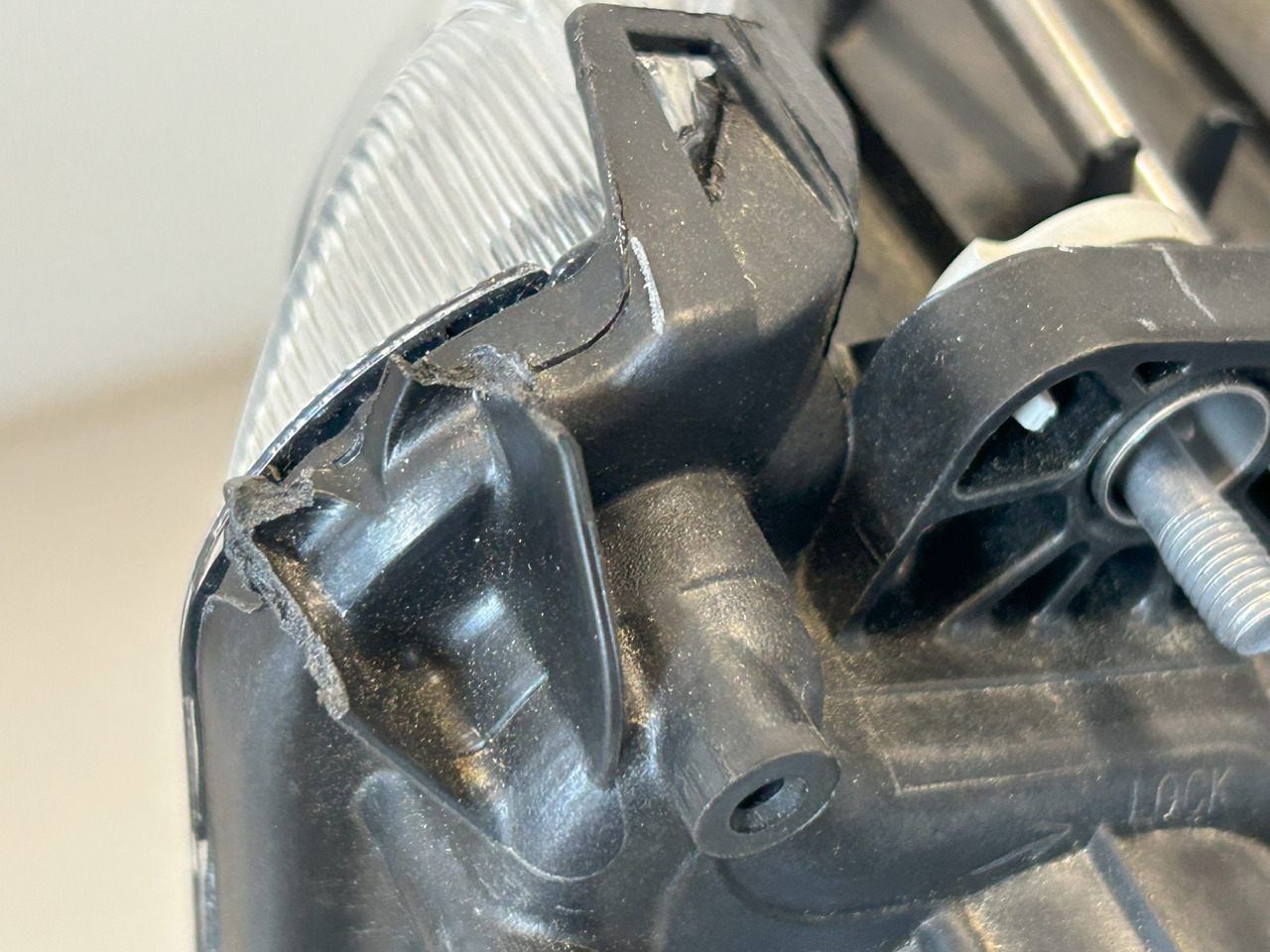 MERCEDES-BENZ brand new original OEM Mercedes-Benz headlight LEFT BI-XENON MP4, MP5 - Žarometi: slika 4 MERCEDES-BENZ brand new original OEM Mercedes-Benz headlight LEFT BI-XENON MP4, MP5 - Žarometi: slika 4