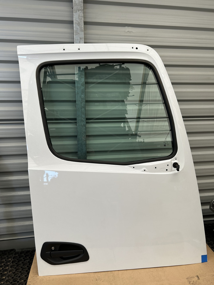 MERCEDES DOOR RIGHT narrow cab M-CLASSIC SPACE ACTROS AROCS MP4 MP5 BRAND NEW - Vrata in deli: slika 1 MERCEDES DOOR RIGHT narrow cab M-CLASSIC SPACE ACTROS AROCS MP4 MP5 BRAND NEW - Vrata in deli: slika 1